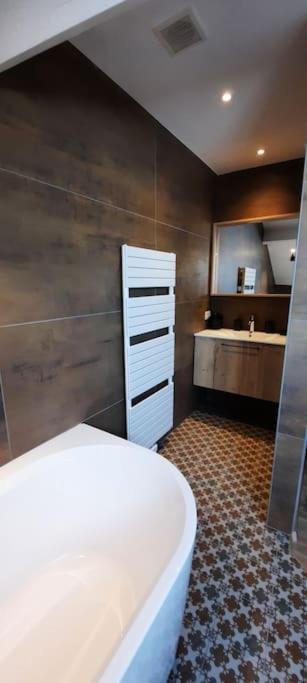 Le Relais Des Imprimeurs Villa Bouillon Luaran gambar